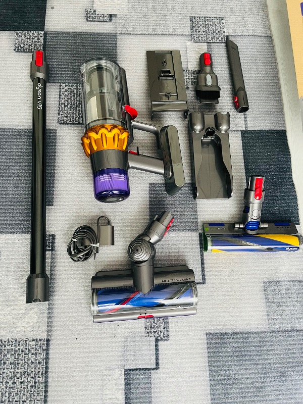Dyson V15 Detect™ Absolute Kablosuz Süpürge
