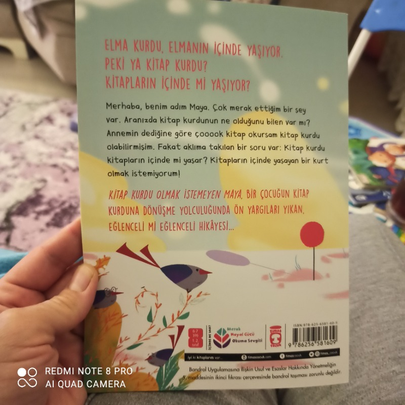Kitap Kurdu Olmak İstemeyen Maya - Anıl Basılı