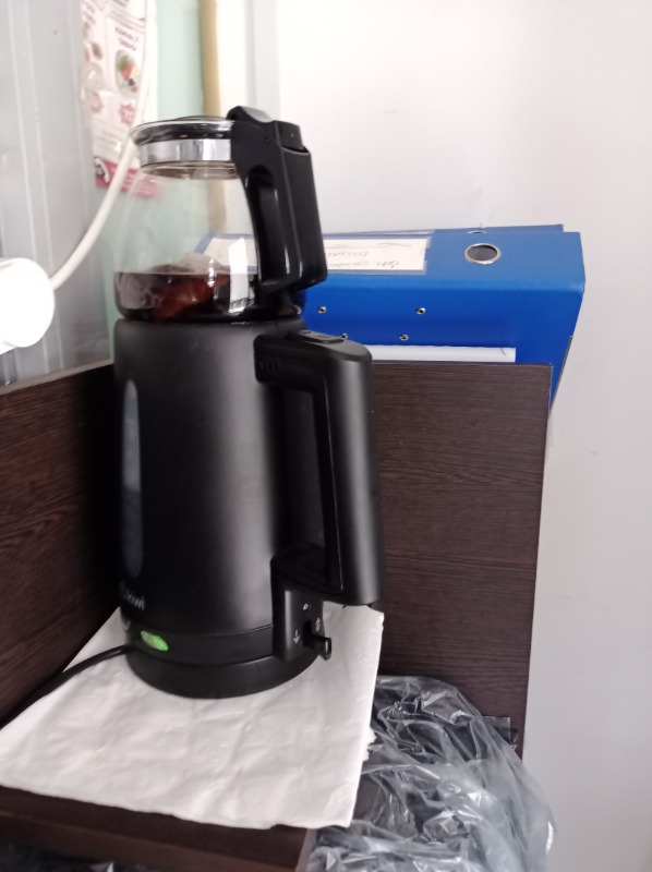 Kiwi KTM-2907 2200 W Cam Demlikli Çay Makinesi