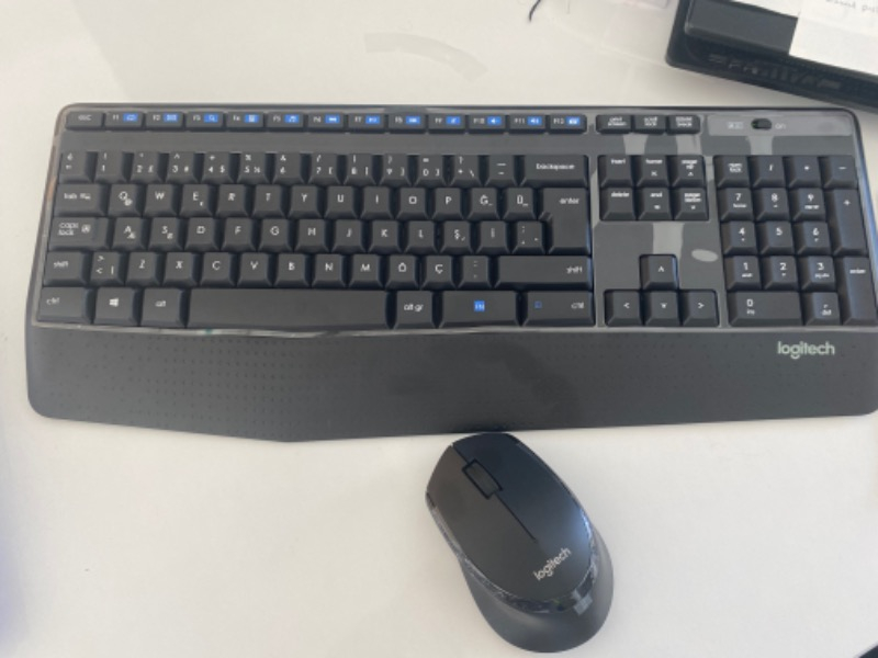 Logitech MK345 Kablosuz Türkçe Klavye Mouse Seti - Siyah