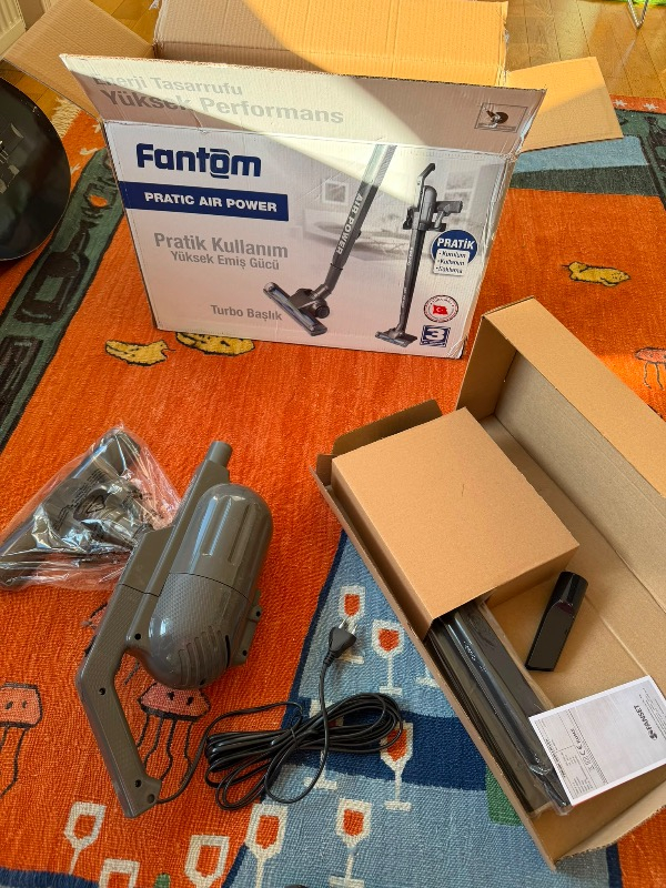 Fantom Quantum P 2050 Dikey Şarjlı Süpürge
