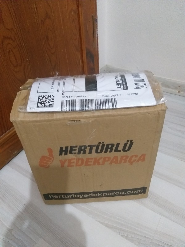 Castrol Magnatec 10W-40 A3/B4 Benzinli Araçlar için 4 Litre Motor Yağı ( Üretim Yılı: 2023 )