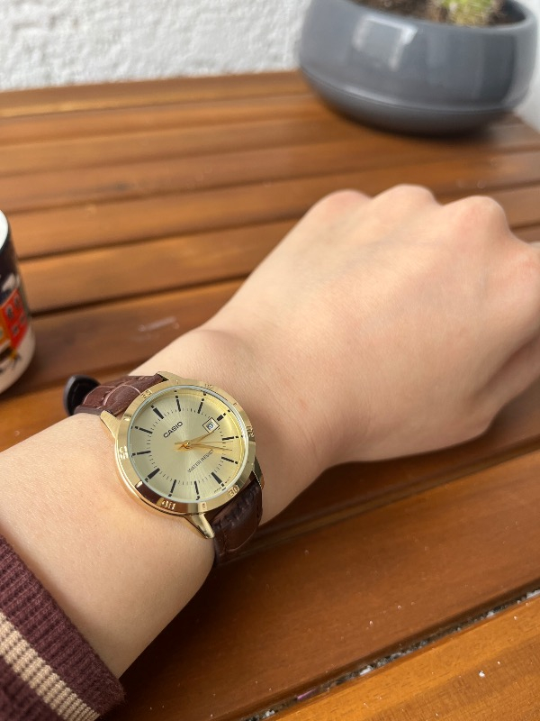 Casio Standart LTP-V004GL-9AUDF Kadın Kol Saati