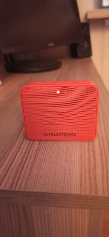 GRUNDIG  Solo + Red