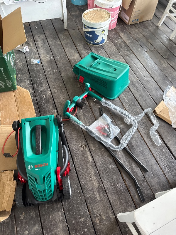 Bosch ARM 34 Elektrikli Çim Biçme Makinesi