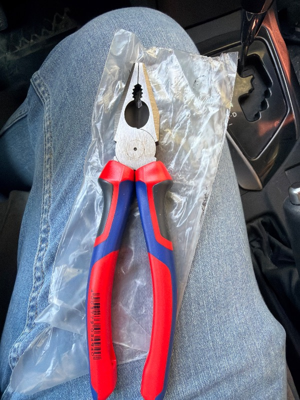 KNIPEX 03 02 200 Kombine Pense 200 mm Endüstriyel Kullanım İçin Yüksek Kalite Kesiciler
