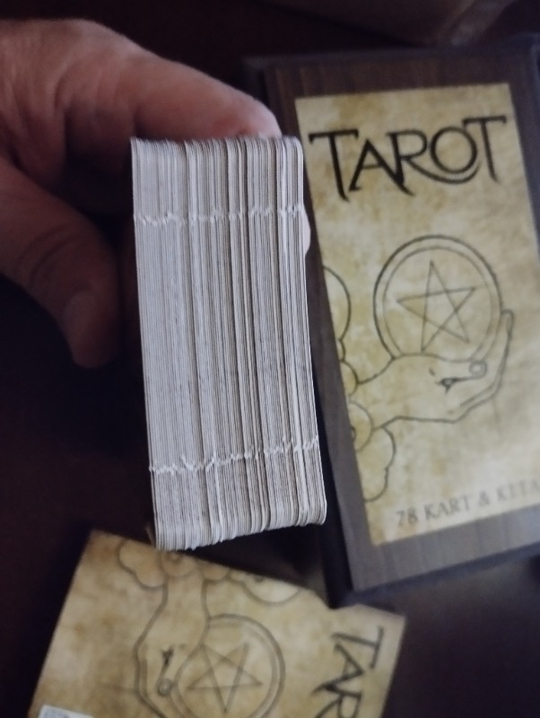 Tarot Destesi Ve Kitabı Hilal Altundal