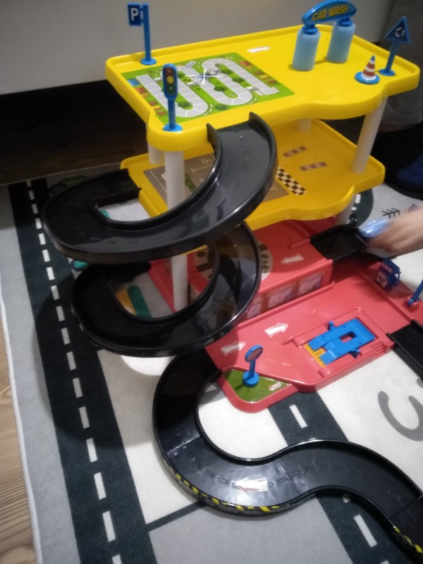 Dede 3 Katlı Garaj Oyun Seti Ve Mega Pisti 03068