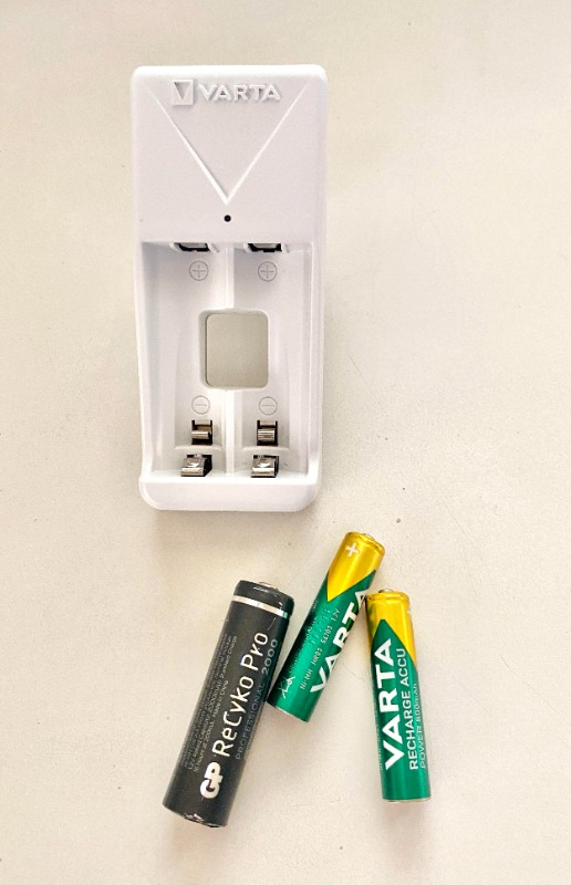 VARTA Mini Charger +2 adet 800mAh AAA Şarj Edilebilir Pil