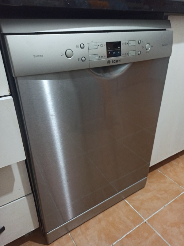 Bosch SMS44DI01T 4 Programlı Bulaşık Makinesi