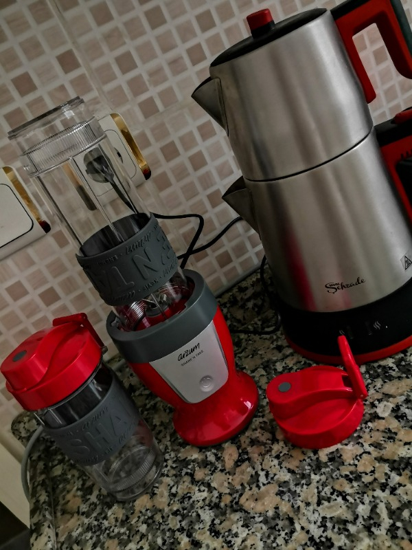Arzum AR1032 Shake’N Take Kişisel Blender - Kırmızı