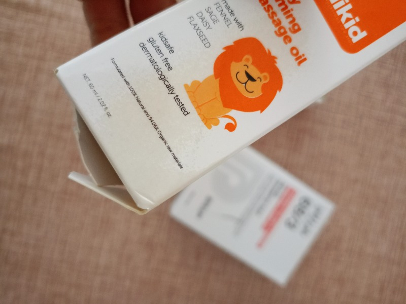 Bebekler için rahatlatıcı masaj yağı – hassas ciltler için yatıştırıcı ve koruyucu formül, 60 ml pratik şişe