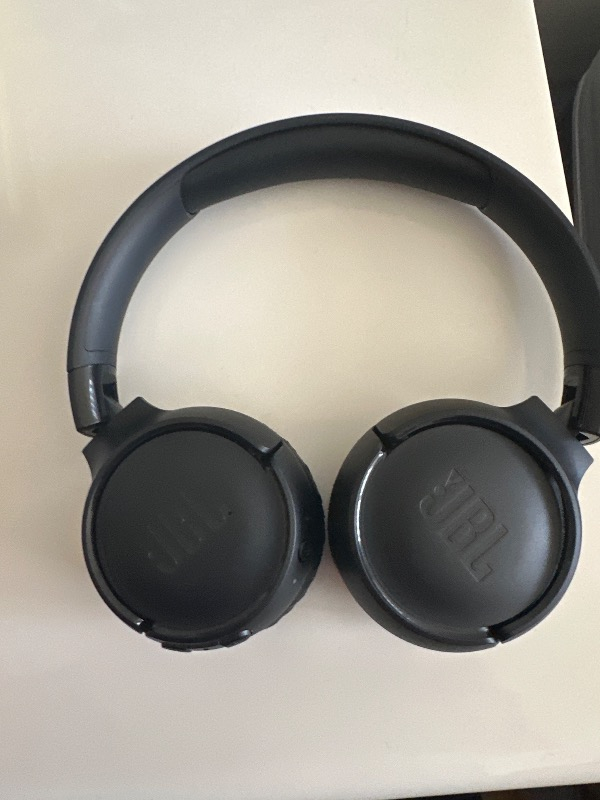 Jbl Tune 520BT Siyah Kulak Üstü Bluetooth Kulaklık Aktif Gürültü Önleme Özelliği ile