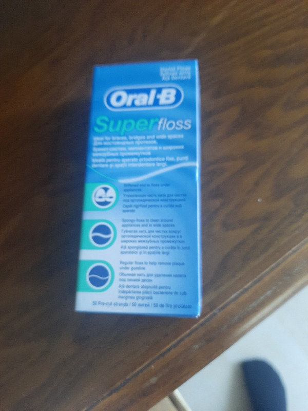 Oral-B Süper Diş İpi - Diş Teli ve Köprü Temizliği İçin Sert Uçlu, Süngerimsi ve Normal İp, 50 Adet