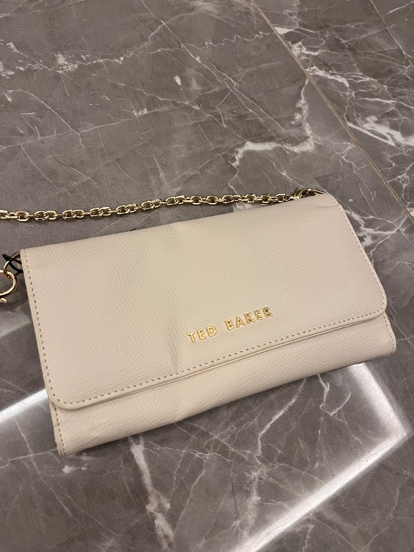 Ted Baker Bej Portföy Çanta 25SS772