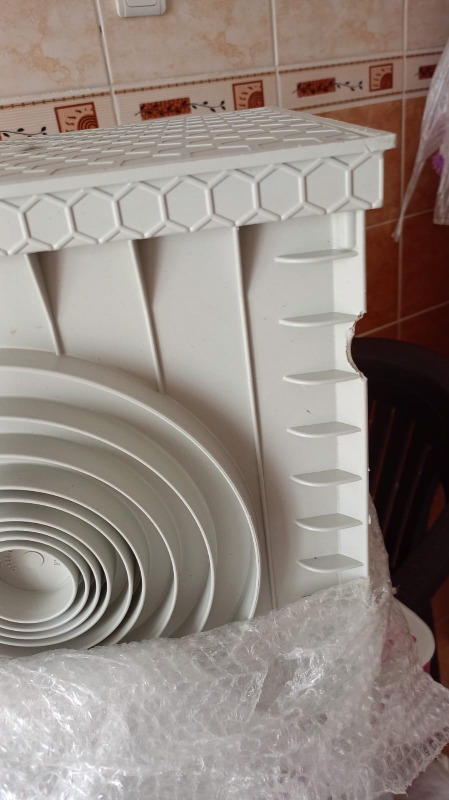 Luxwares 40x40 Plastik Rögar Menhol Kutusu