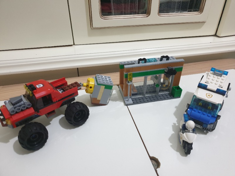 LEGO® City 60245 Polis Canavar Kamyon Soygunu