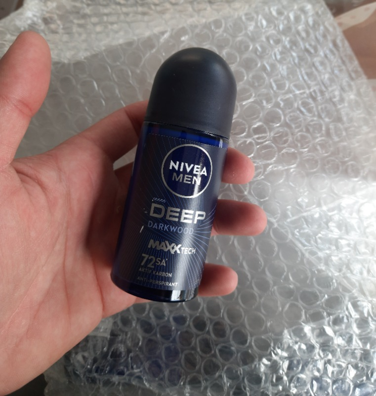 Nivea Men Deep Dimension Erkek Deodorant Roll-On 50 ml