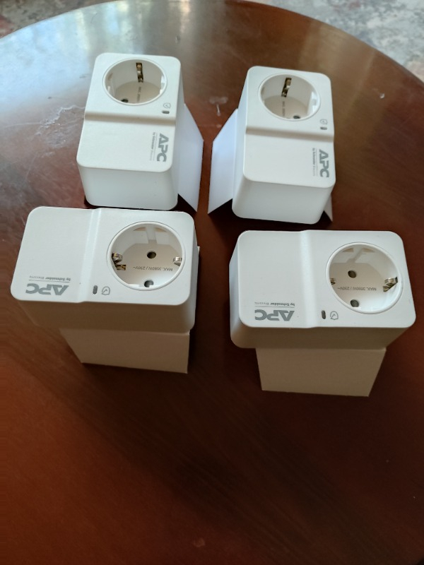 Schneider Electric APC Tekli Akım Korumalı Priz 230V