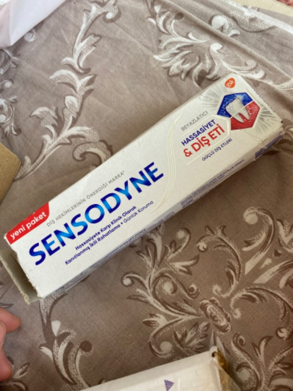 Sensodyne Hassas Dişler İçin Beyazlatıcı Diş Macunu 75 Ml