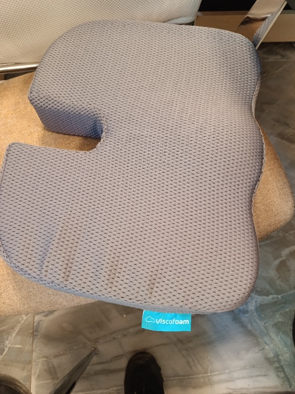 Viscofoam  Ortopedik Oturma Minderi Hemeroid Kuyruk Sokumu Coccyx Oturma Minderi Visco Minder Gri