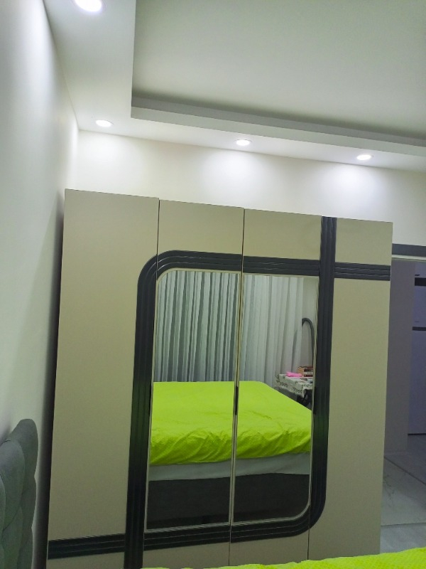Gardırop, Bali 4 Kapaklı Aynalı Dolap