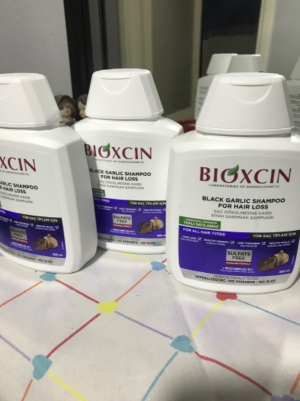 Bioxcin Siyah Sarımsak Şampuanı 3 al 2 öde (3x300ml)