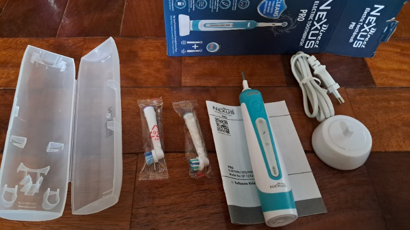 Direct Nexus Elektirikli Şarj Edilebilir Diş Fırçası + 2 Yedek Başlık