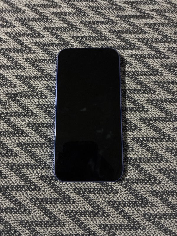 iPhone 16 128GB Lacivert Taş