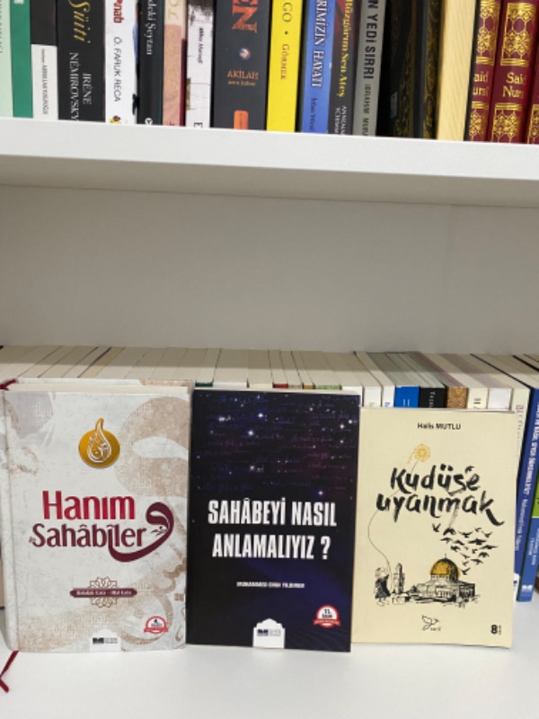 Hanım Sahabiler - Abdullah Kara