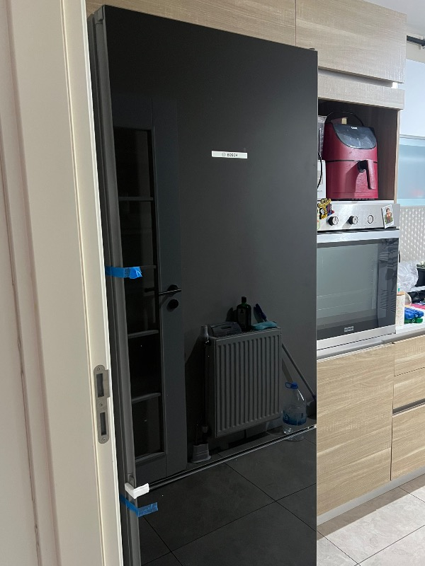 Bosch KGN56LBE0N Kombi No Frost Buzdolabı 508 lt Kapasite E Enerji Sınıfı Şık Tasarım