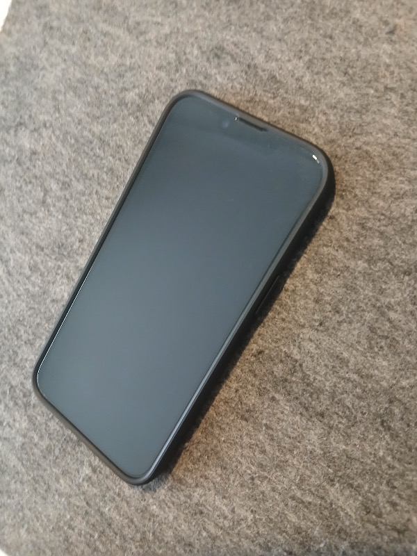 iPhone 16e 128GB Siyah