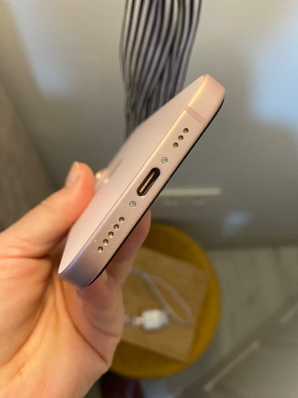 iPhone 15 128 GB Pembe