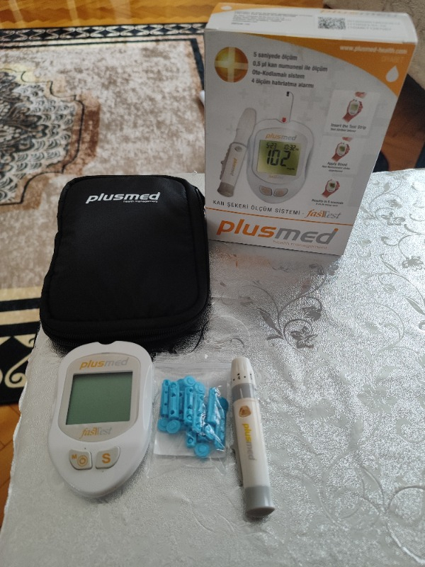 PLUSMED  PM-100 Fasttest Kan Şeker  Cihazı