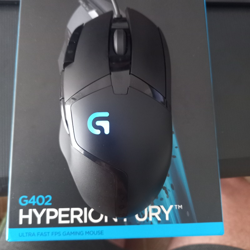 Logitech G402 Hyperion Fury 4.000 DPI Ultra Hızlı 500 IPS Oyuncu Mouse - Siyah