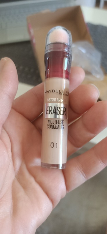 Maybelline New York Instant Anti Age Eraser Kapatıcı - 01 Light