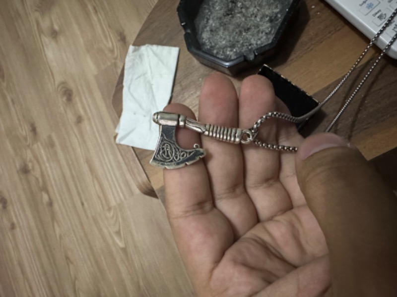 NorthShore Viking Iskandinav Balta Tasarım Çelik Kolye