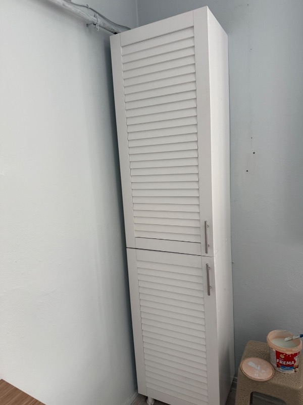 Nurcelant Kombi Dolabı 210 cm Beyaz MDF ile Modern Tasarım ve Geniş Depolama Alanı