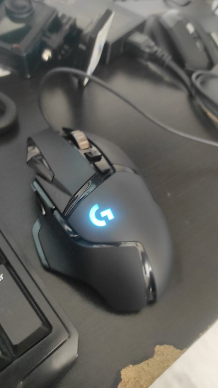 Logitech G G502 HERO LIGHTSYNC 25.600 DPI Yüksek Performanslı Kablolu Oyuncu Mouse - Siyah