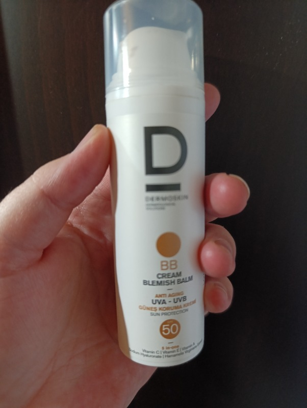 Dermoskin BB Krem SPF 50 - Karma Ciltler İçin C Vitamini ile Zenginleştirilmiş Ton Eşitleyici, 50 ml