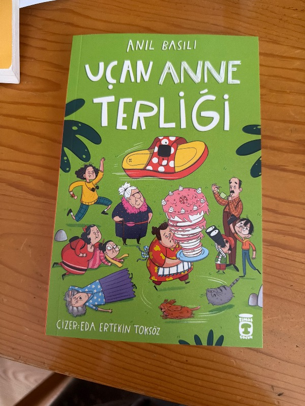 Timaş Çocuk Uçan Anne Terliği - Anıl Basılı Fantastik & Macera Kitabı 128 Sayfa Türkçe