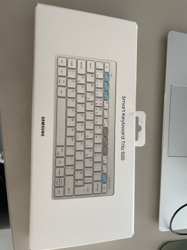 Samsung Smart Keyboard Trio 500 - Beyaz
