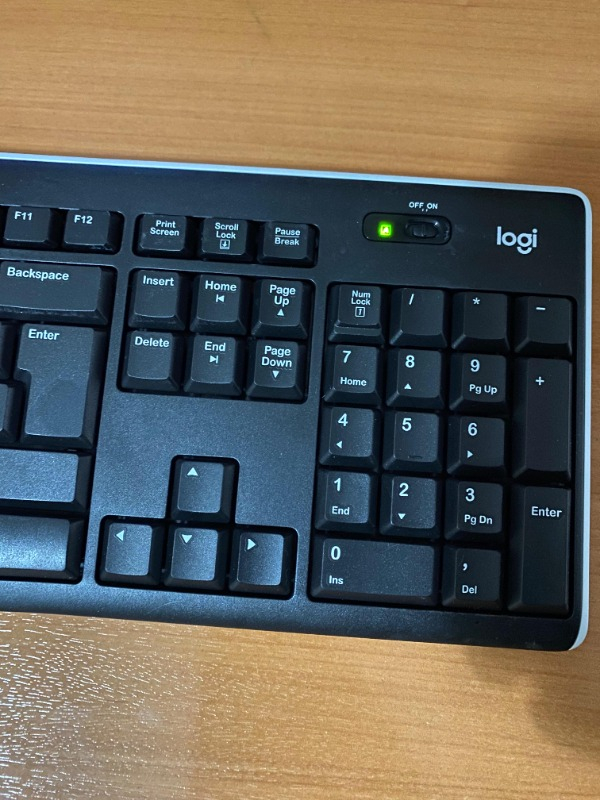 Logitech K270 Tam Boyutlu Kablosuz Türkçe Klavye - Siyah