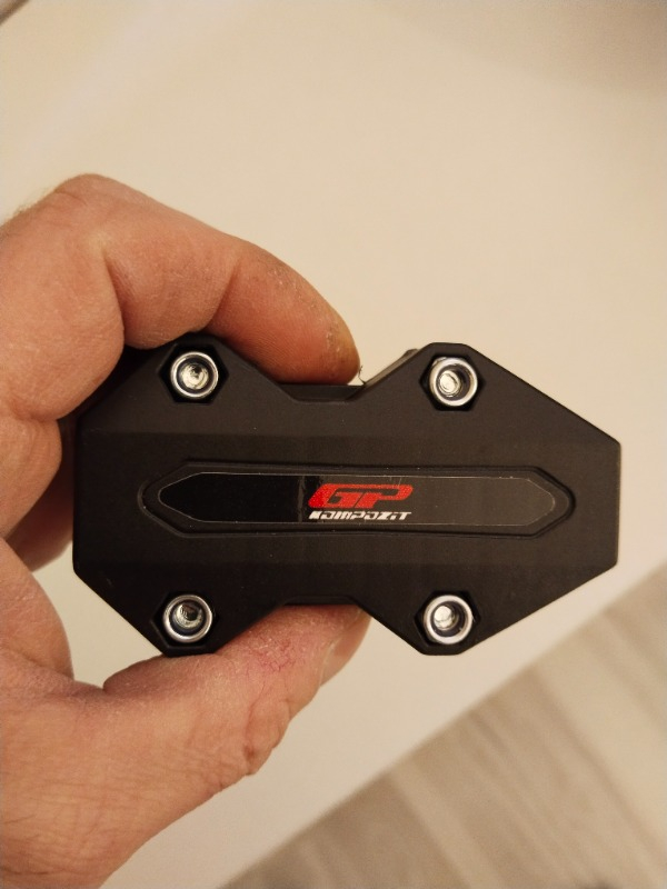 GP Kompozit Universal 8 CM Motor Koruma Demiri Plastiği Siyah