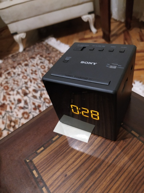 Sony ICF-C1B Alarm Saatli Radyo