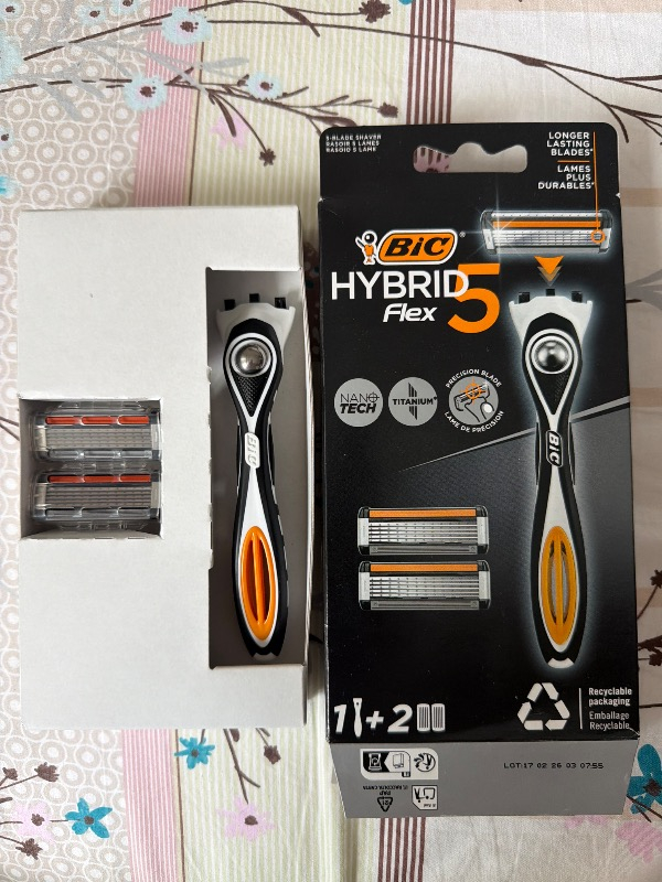 Bic Flex 5 Hybrid Erkek Tıraş Bıçağı 1 Sap + 2 Başlık (5 Bıçak)