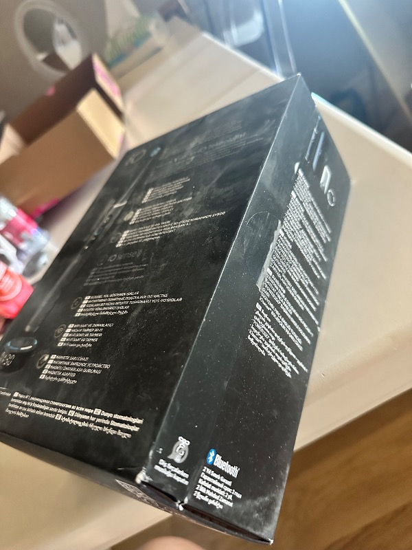 Oral-B iO 10 Şarjlı Diş Fırçası - Kozmik Siyah