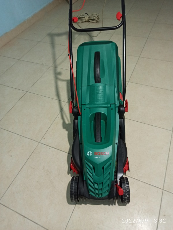 Bosch ARM 34 Elektrikli Çim Biçme Makinesi