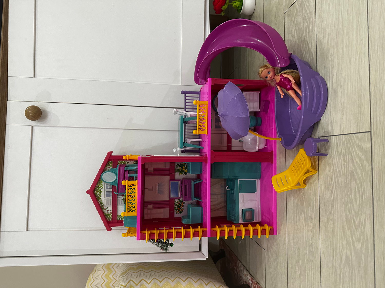 Dede Lola'nın Tatil Evi