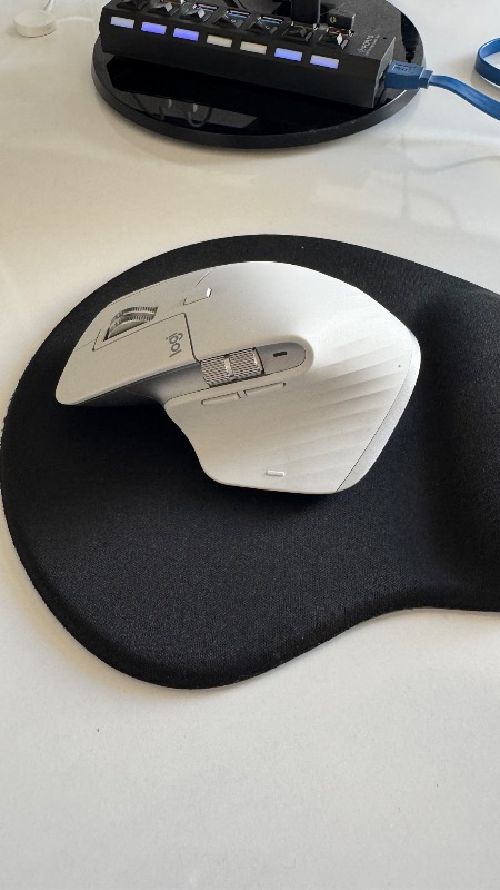 Logitech MX Master 3S Performans 8.000 DPI Optik Sensörlü Sessiz Kablosuz Mouse - Beyaz